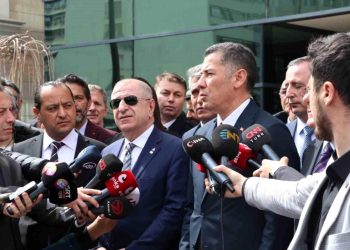 ATA İttifakı’nın cumhurbaşkanı adayı Sinan Oğan YSK’ya adaylık başvurusu yaptı