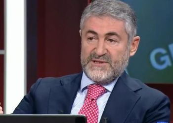 Bakan Nureddin Nebati’den asgari ücret ile memur ve emekli maaşlarına ilişkin önemli açıklama: Enflasyona ezdirilmeyecek