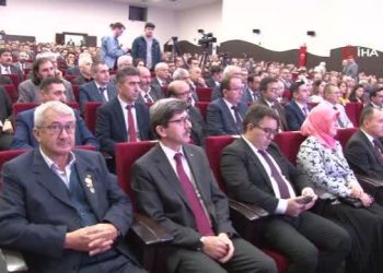 Bakan Özer: “Şartlarını sağlayan öğretmenlerin yüzde 95’i yani 614 bin öğretmenimiz, uzman öğretmenlik ve başöğretmenliğe başvurdu”