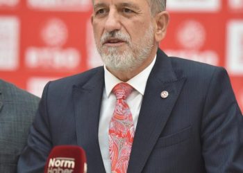 Bursa haberleri! Bursa Ticaret ve Sanayi Odası Başkanı İbrahim Burkay yeniden başkanlığa seçildi