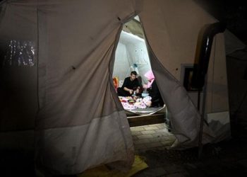 Depremin talan ettiği Kahramanmaraş’ta ilk sahur