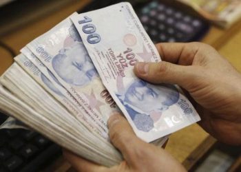 Emekli aylığının en düşüğü 7500 TL oluyor! Zamlı maaşlar nisan ayında hesaplara yatırılacak