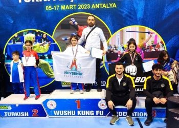 Genç Sporcular madalyalara doymuyor