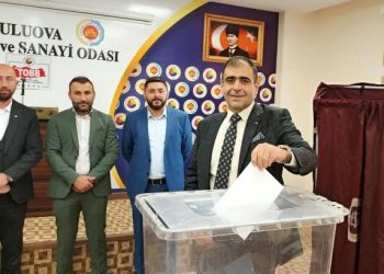 Isparta haberleri! Suluova TSO Başkanı Turgut Aksu güven tazeledi