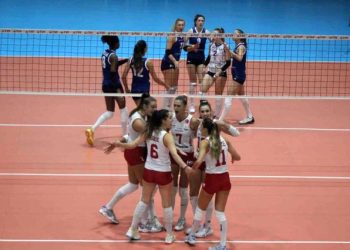 Manisa spor haberleri | Manisa’da voleybol şöleni başladı