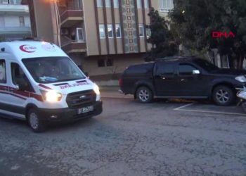 MİNİBÜSLE ÇARPIŞAN MOTOSİKLETTE SÜRÜCÜ YARALANDI