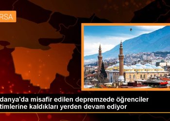 Mudanya’da misafir edilen depremzede öğrenciler eğitimlerine kaldıkları yerden devam ediyor