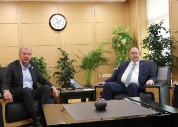 Muharrem İnce, cumhurbaşkanı adaylığı için YSK’ya başvurdu