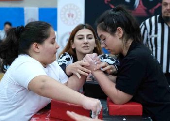 Para Bilek Güreşi heyecanı sona erdi