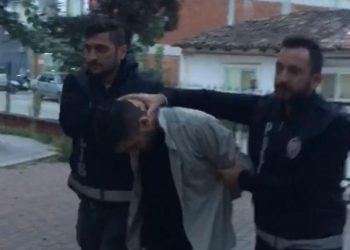 Silahlı saldırı şüphelisi 140 kamera kaydı incelenerek yakalandı