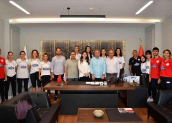 Sular Sağlık Grubu, Alpedo Voleybol Takımının sağlık sponsoru oldu