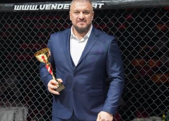 Viyana’nın kalbi depremzedeler için attı