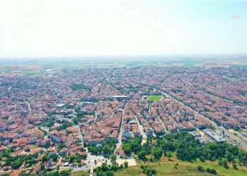 Lüleburgaz Belediyesi Depreme Dayanıksız Binaları Yıkıyor