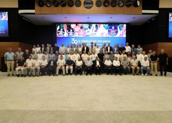 Memur Sen İl Temsilcisi ve Eğitim Bir Sen Antalya Şube Başkanı Eyüp Bülent Miran, Memur Sen Genel Merkezi’nde toplantıda görüş ve önerilerini sundu