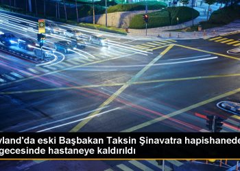 Taksin Şinavatra, hapishaneye kaldırıldı