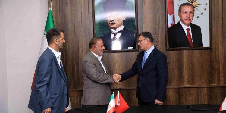 Türkiye ve İran arasında güvenlik önlemleri için mutabakat imzalandı