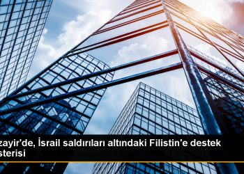 Cezayir’de İsrail’in Filistin saldırıları protesto edildi