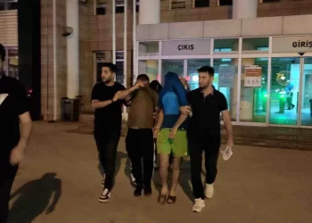 Kuşadası’nda Göçmen Kaçakçılığı Operasyonu: 3 Şüpheli Yakalandı