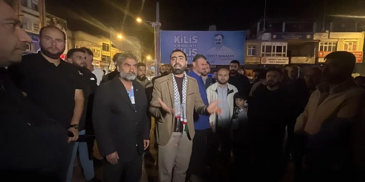 Türkiye’de İsrail’in Gazze’deki hastane saldırısı protesto edildi