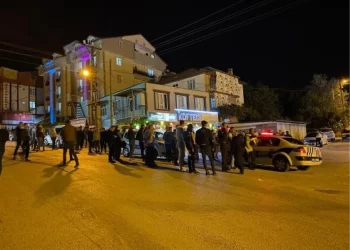 Bucak’ta kaçan sürücü 2 polis ve 2 kişiyi yaraladı