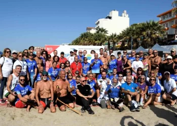 Kuşadası Üniversite Öğrencilerine Eğitim Desteği Sağladı