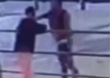 İzmir’de polis ve bekçi ile şüpheliler arasında arbede çıktı