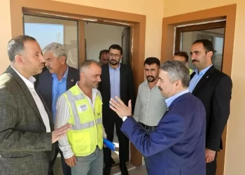 Milletvekili Alkayış ve İl Başkanı Bulucu, köy evlerini inceledi